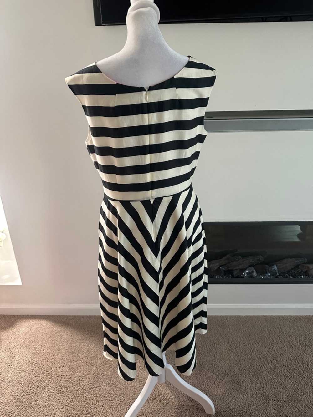 Boden Black and White Striped Midi Dress - Picture 4 of 9